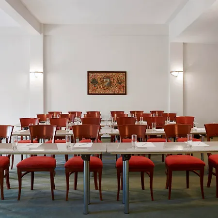 Simantro Hotel