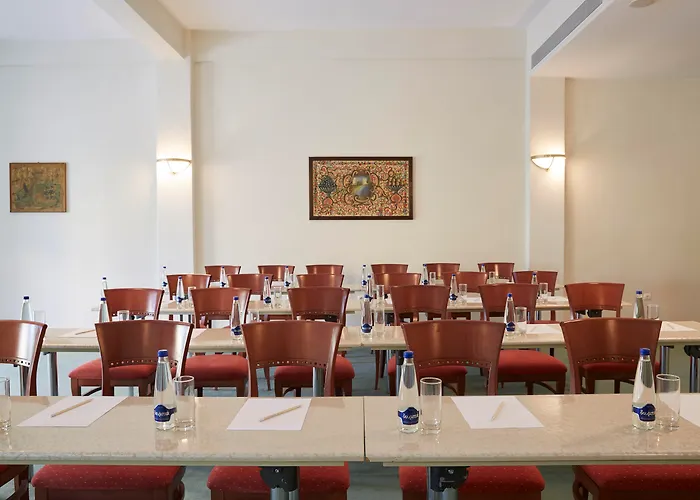 Otel Simantro