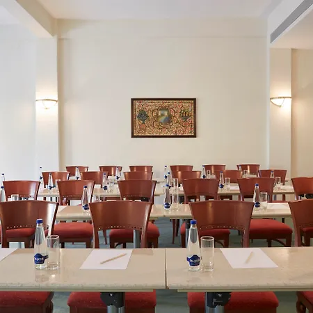 Hotel Simantro