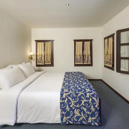 فندق Simantro 5*