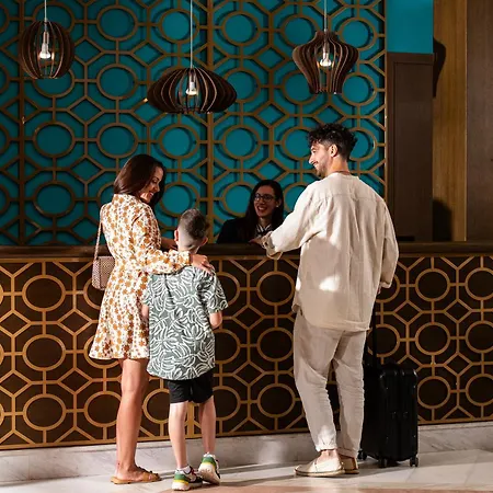 Simantro 5* 撒尼海滩